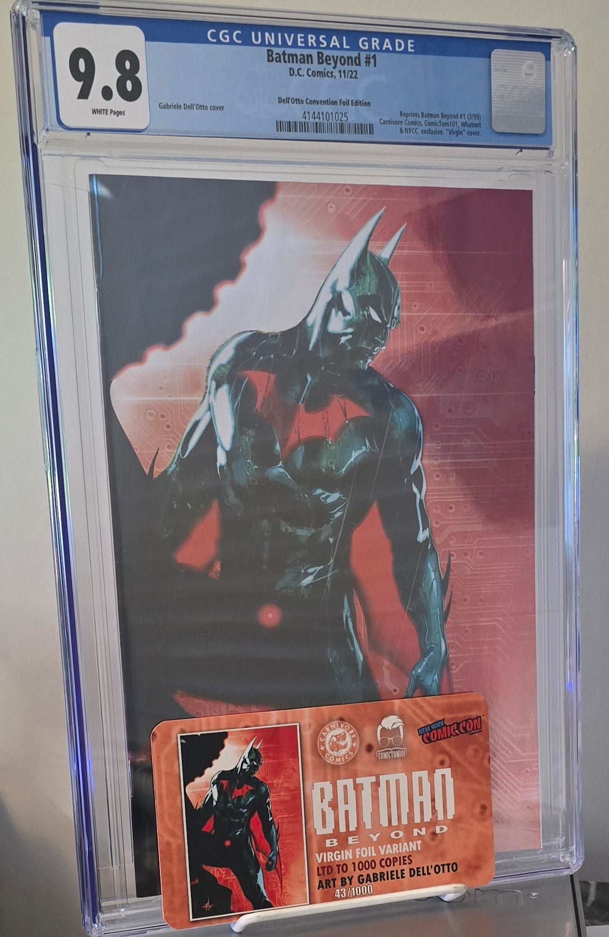 Batman Beyond #1 Virgin Foil CGC 9.8 Dell'Otto Convention Edition