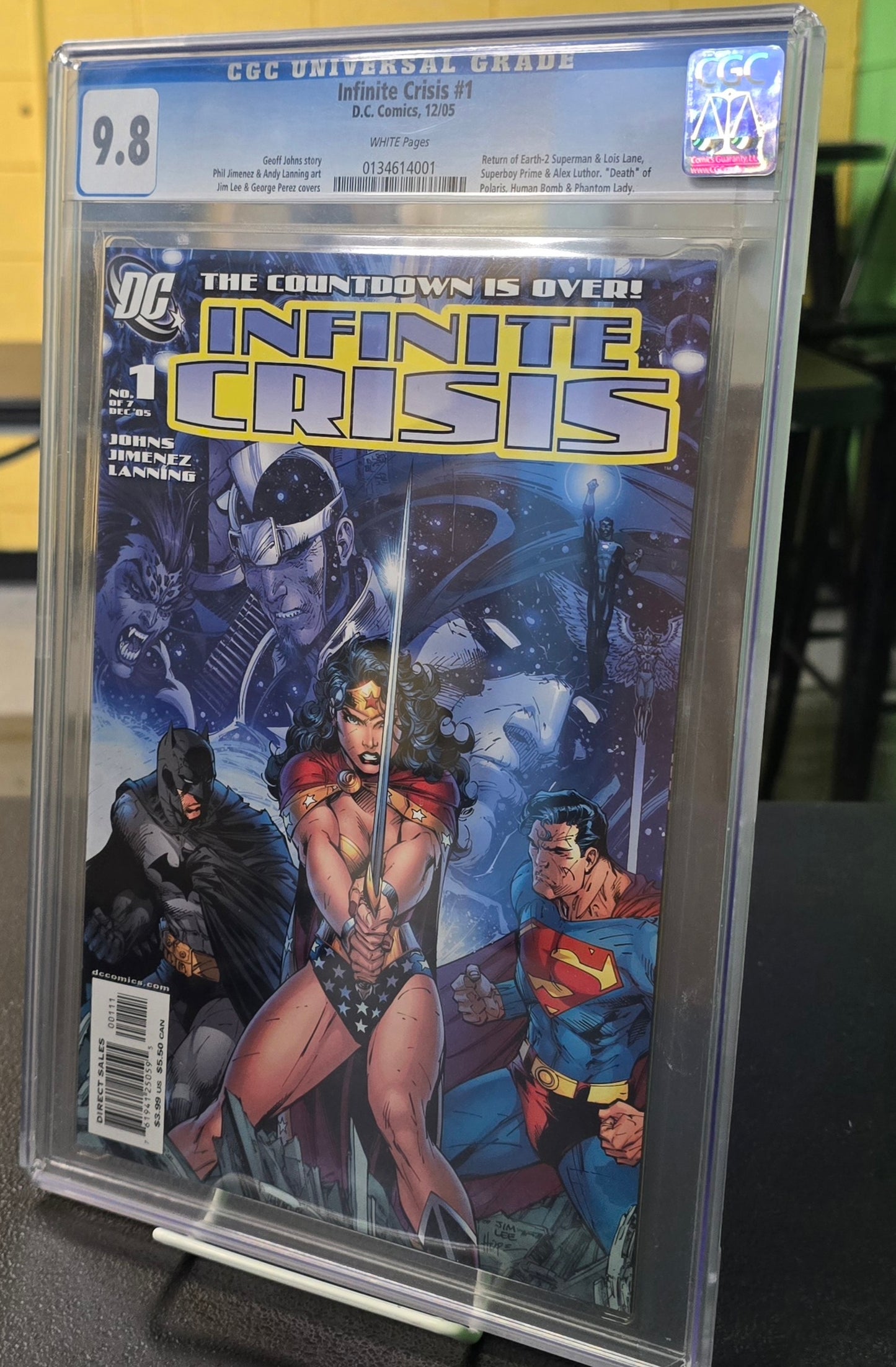 Infinite Crisis #1 CGC 9.8