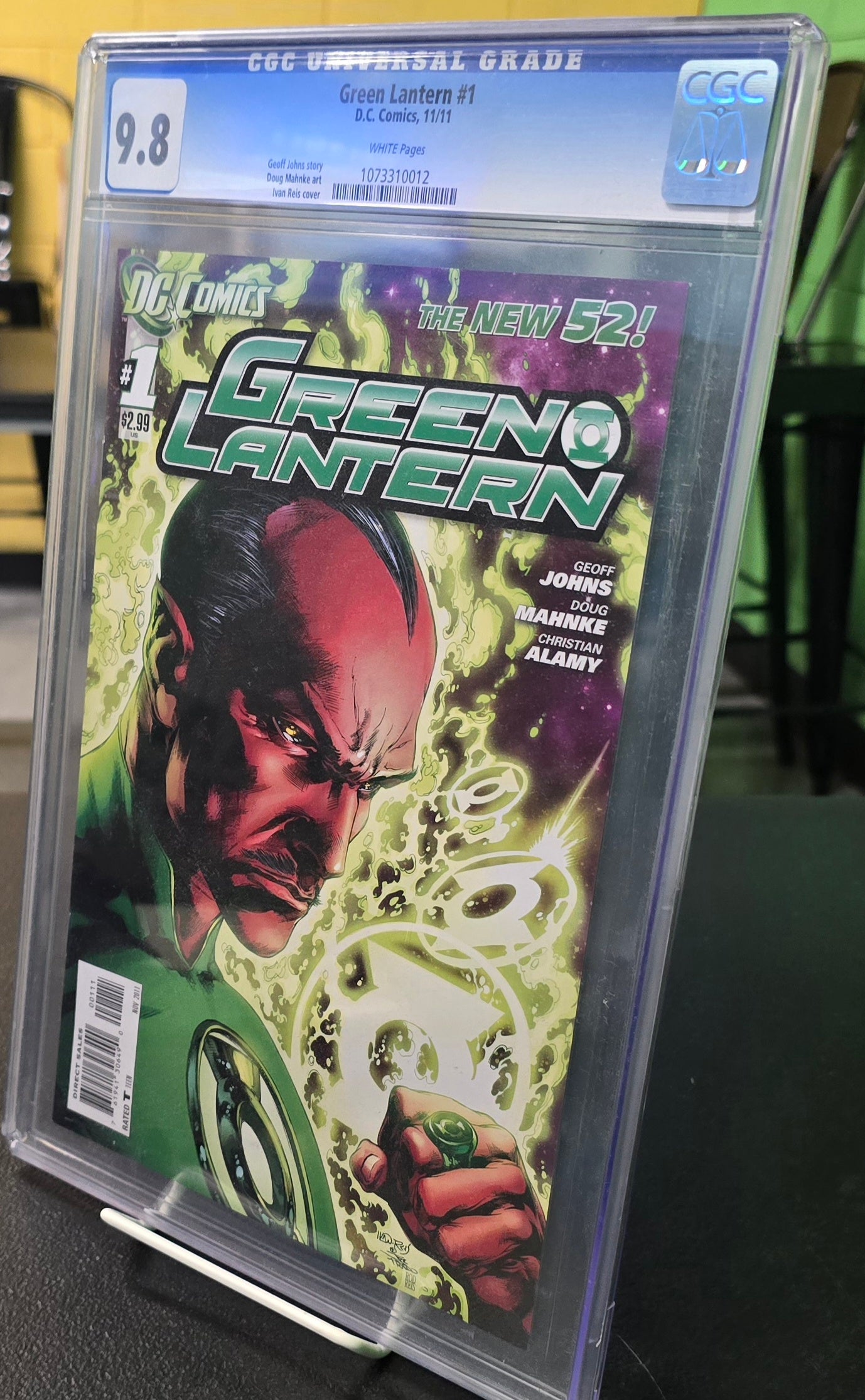 Green Lantern #1 (2011) CGC 9.8