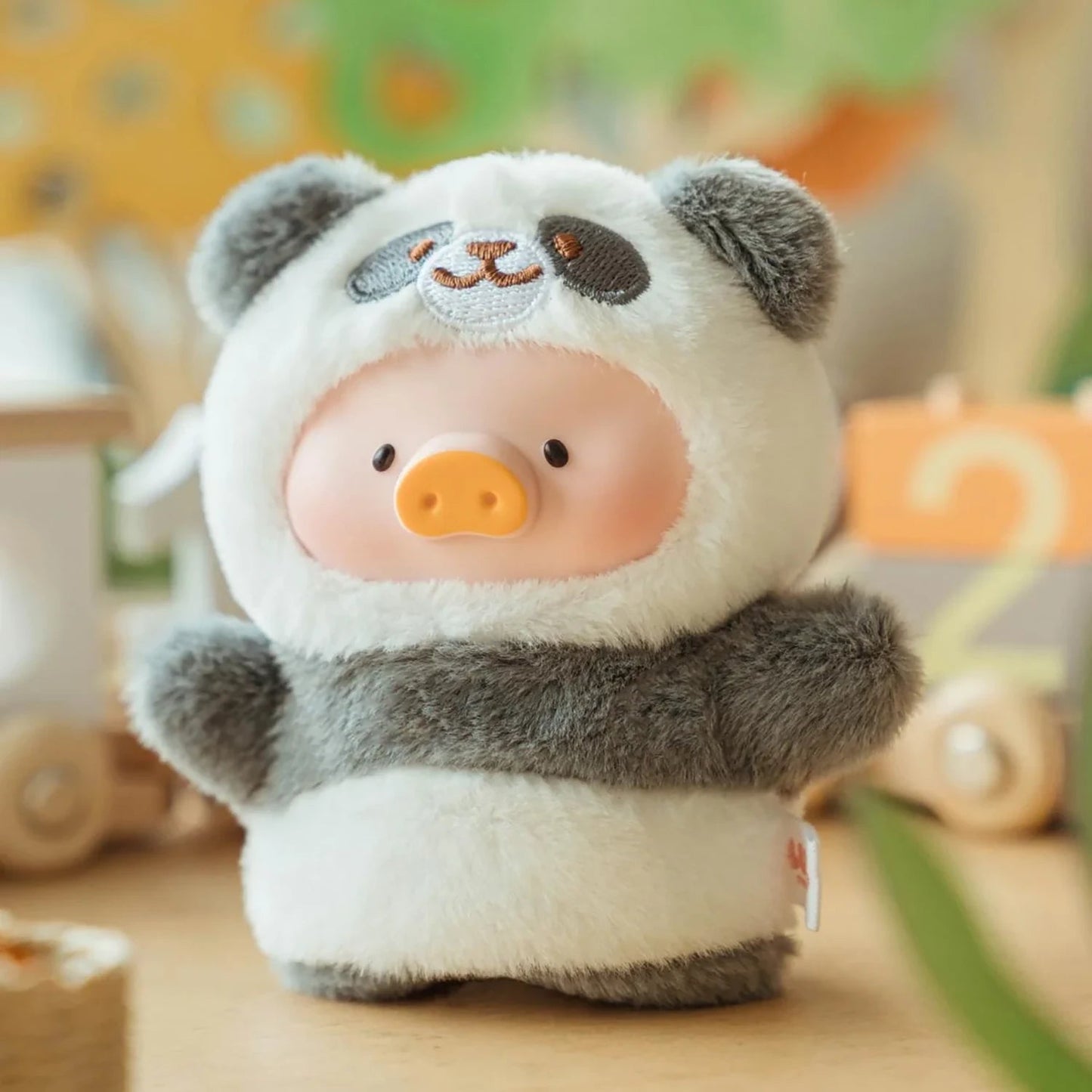 Lulu The Piggy Animal Party Puppet Show PVC Face Plush Keychain Blind Box