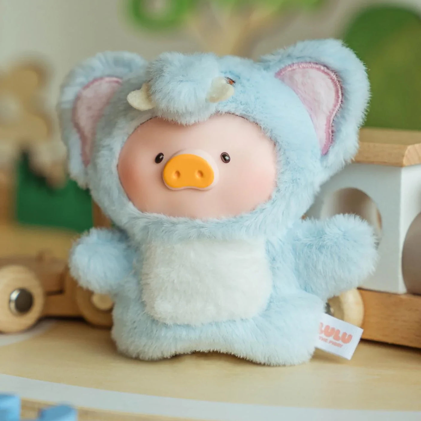 Lulu The Piggy Animal Party Puppet Show PVC Face Plush Keychain Blind Box