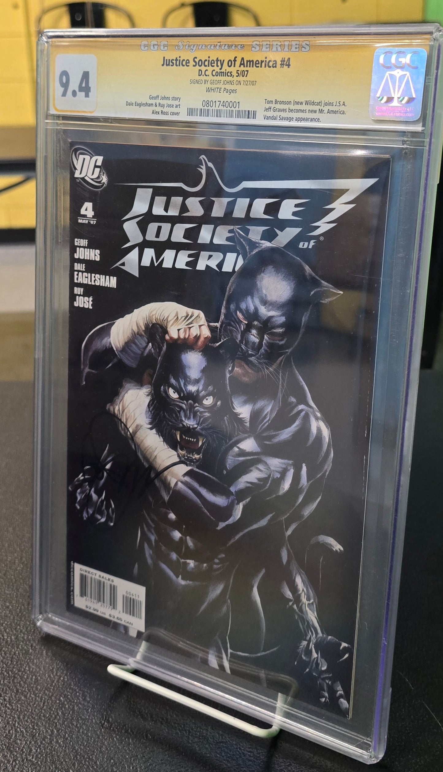 Justice Society of America #4 CGC 9.4 Signed by Geoff John 2007