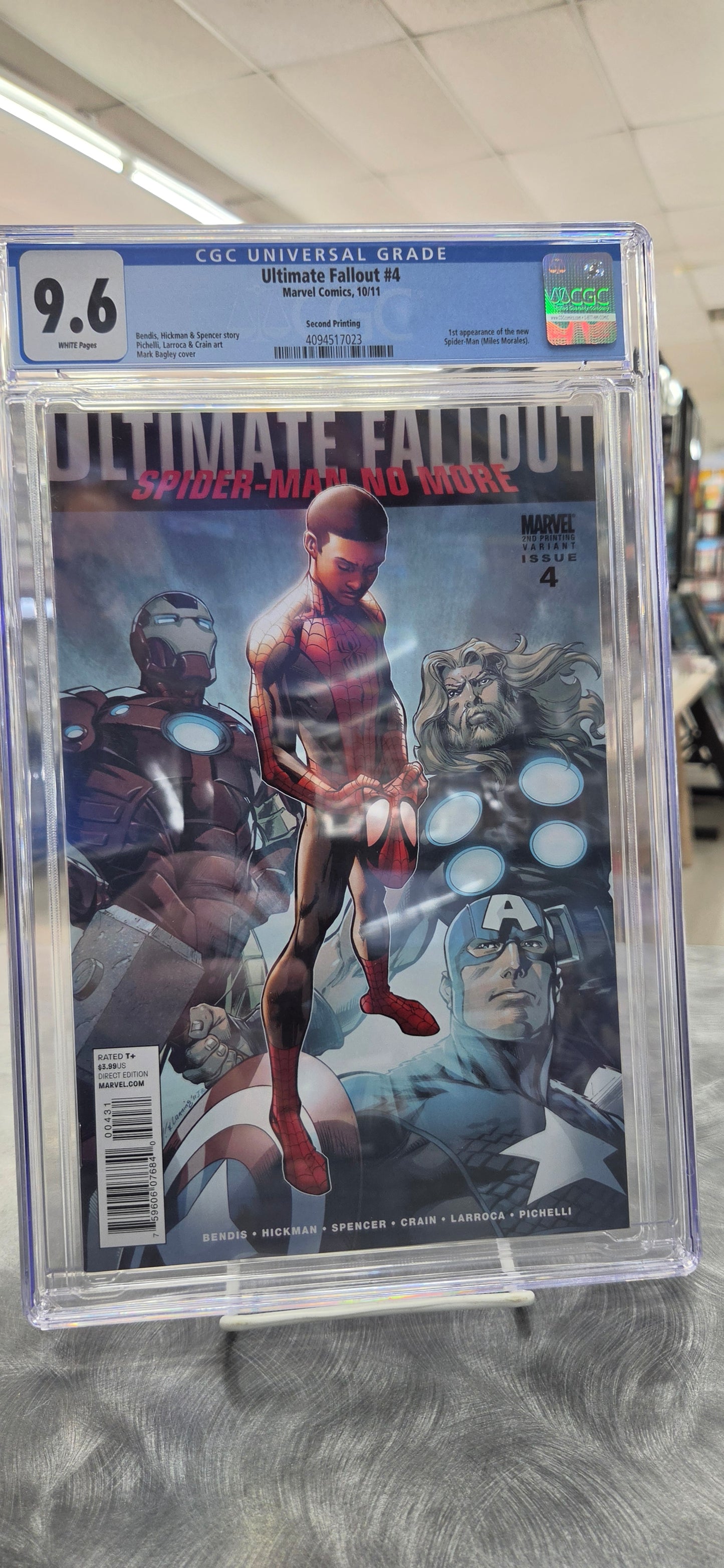 Ultimate Fallout #4 - CGC 9.6 - 1st App. Miles Morales