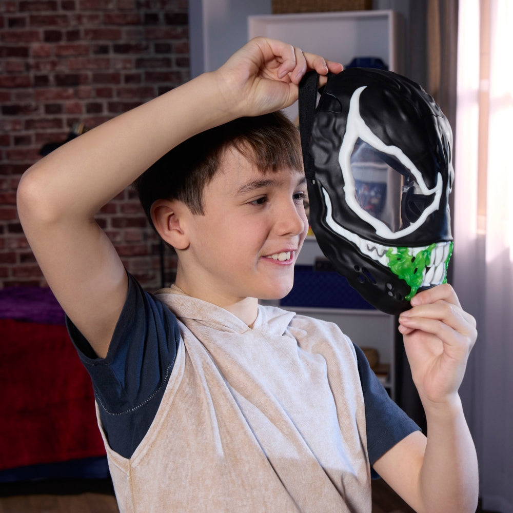 Marvel Spider-Man VenomVersus Venom Glow-In-The-Dark Mask With Sound Effects