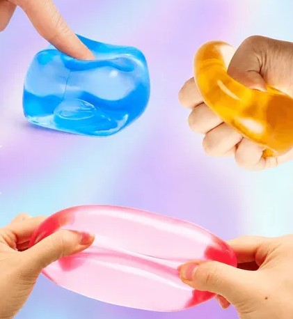 Fun Cube - Yellow | J'adore Fun Ice Cube Squish